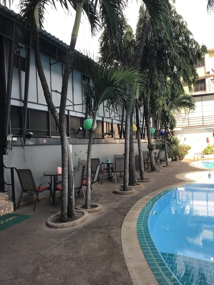 Pattaya Hiso Hotel Eksteriør billede